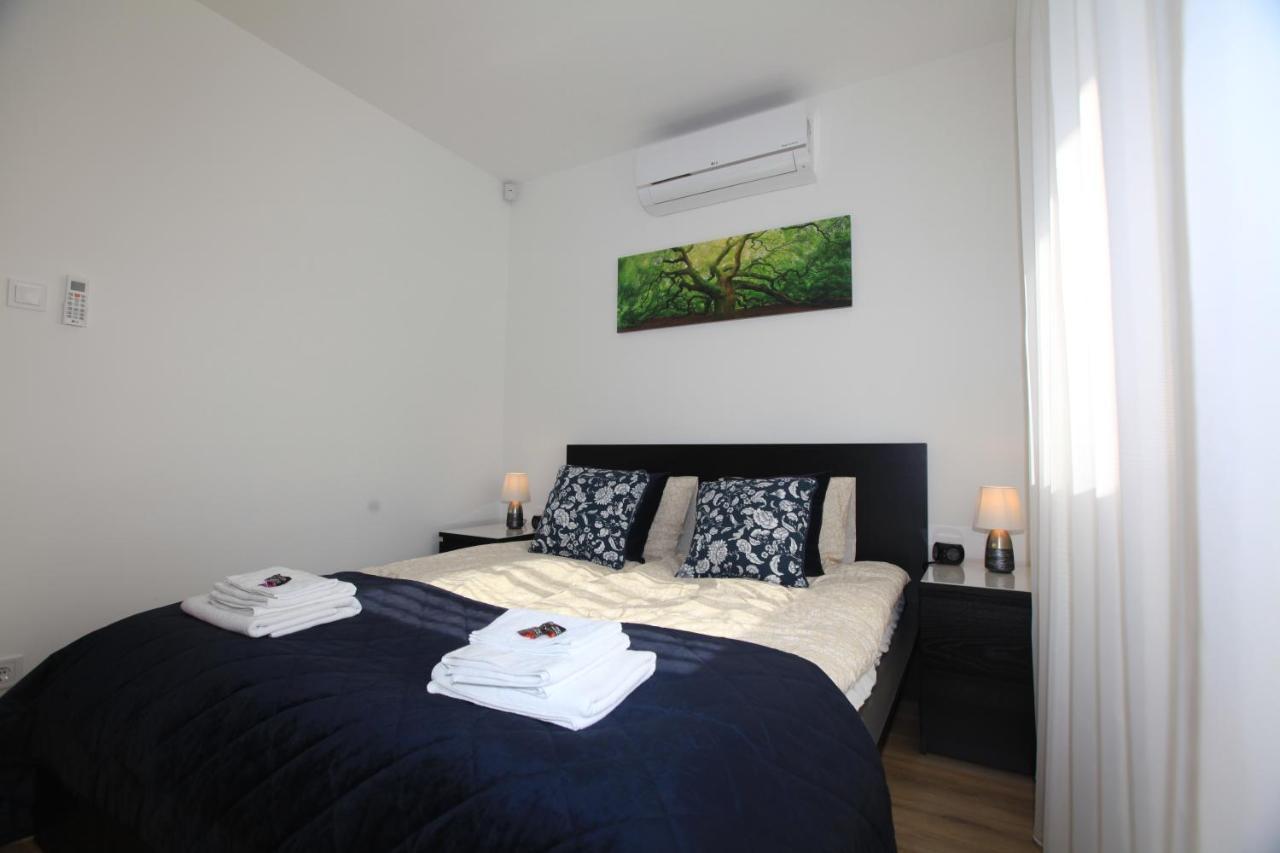 Paskal-Lux Apartments With Free Parking And Ac Budapest Exterior photo
