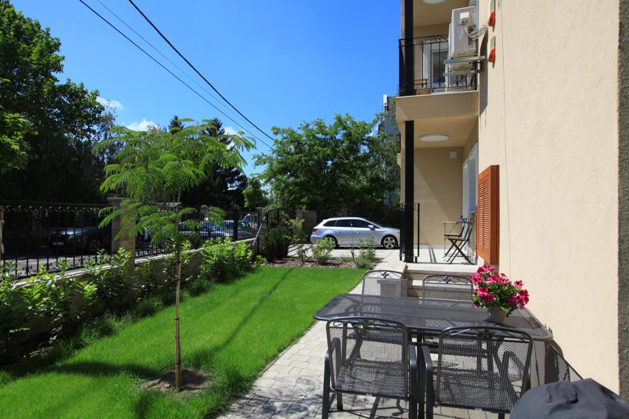 Paskal-Lux Apartments With Free Parking And Ac Budapest Exterior photo